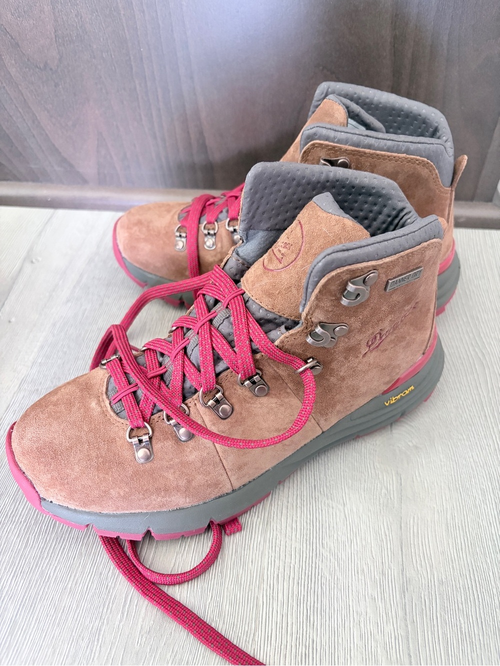 Danner Mountain 600 Hiking Boots - Picture 2 of 6